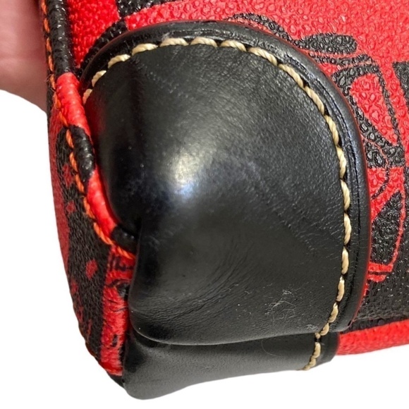 Dooney & bourke Disney "The Dark Side" Star Wars Half Marathon crossbody - Picture 5 of 11